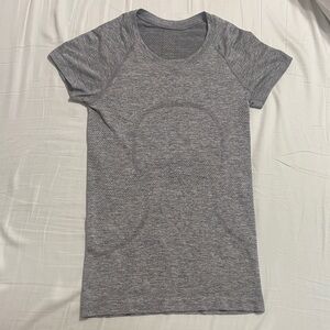 Lululemon Athletica Heathered Gray Swiftly Tech